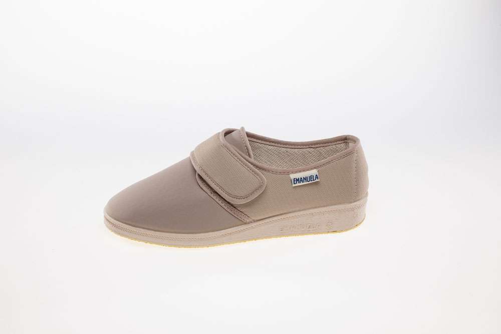 art. 655 - Calzatura per Piedi Speciali donna, colore beige | Calzaturificio Emanuela