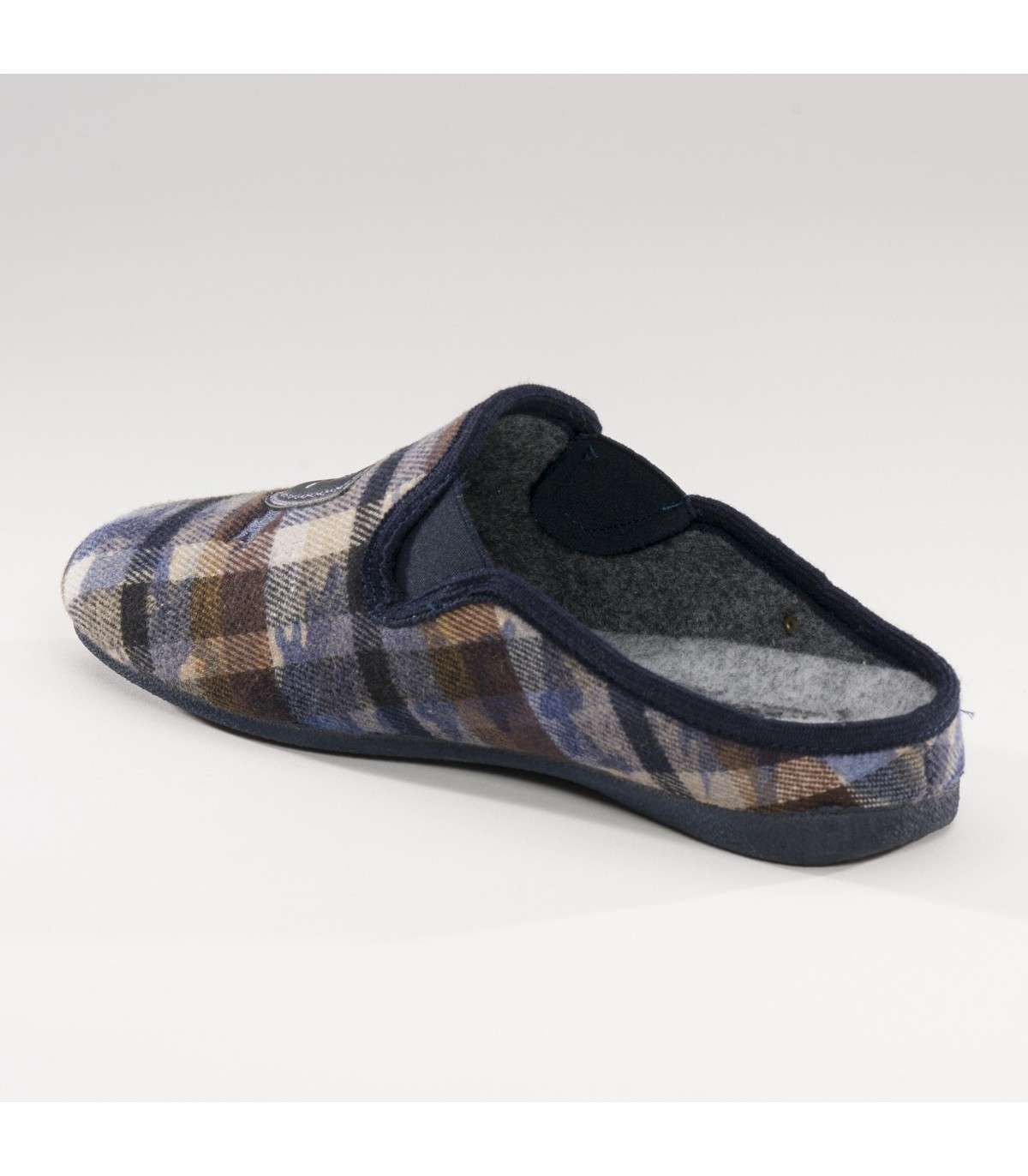 Art. 1600 - ciabatta uomo in lana invernale