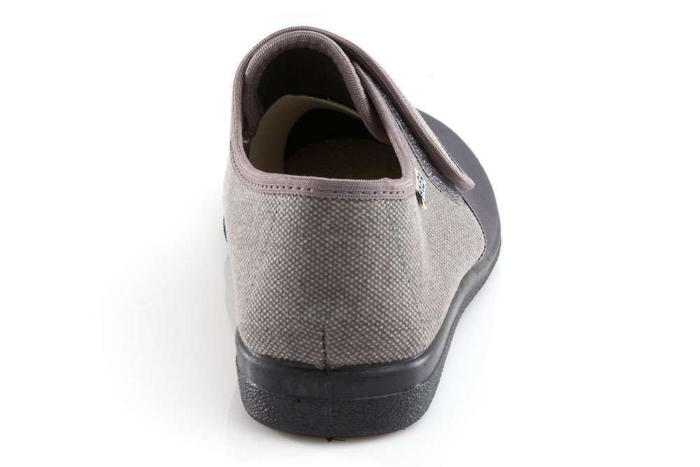 art. 986 - Calzatura per piedi speciali, uomo, colore grigio Calzaturificio Emanuela