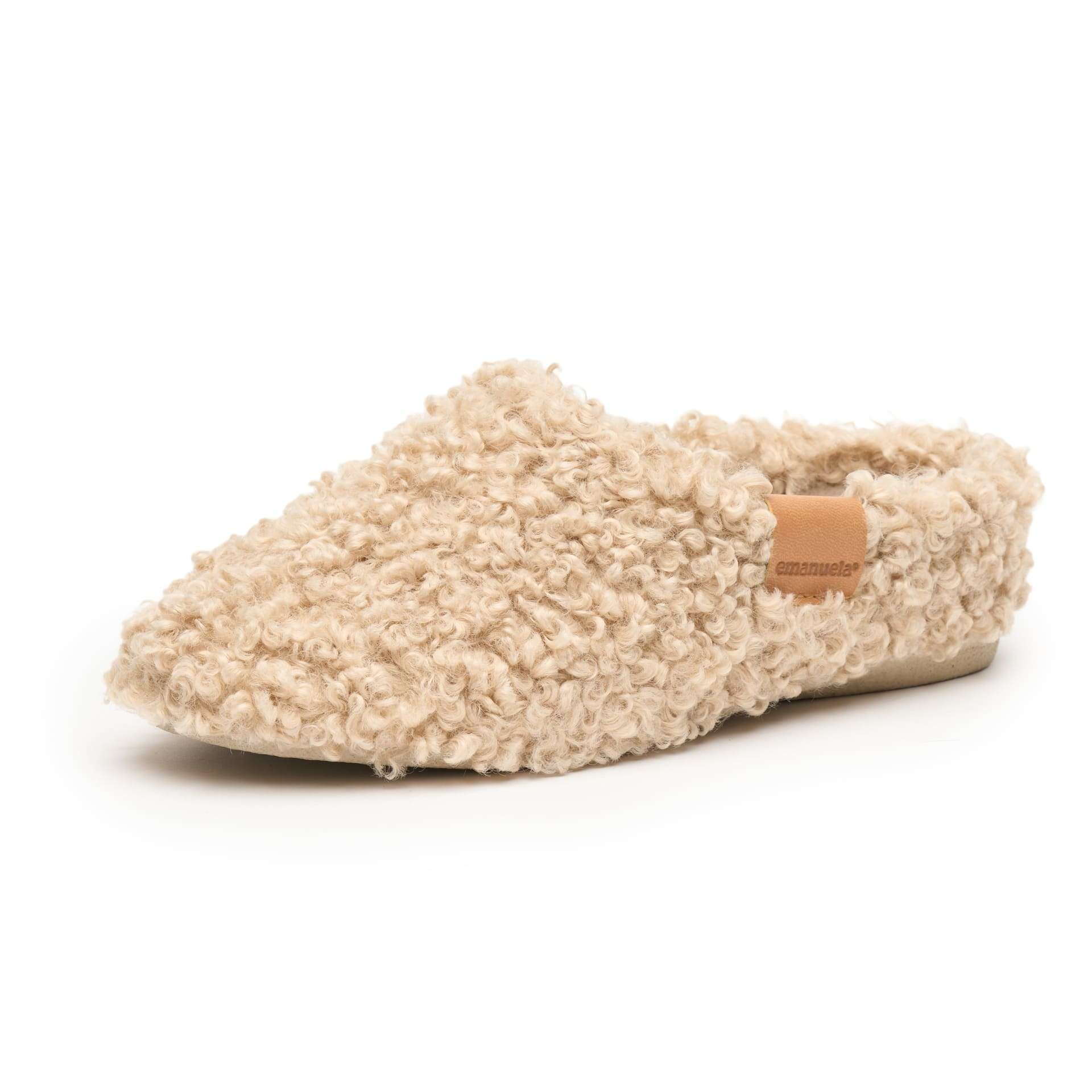 Art. 1530A Ciabatta invernale da donna colore beige in eco-pelliccia Calzaturificio Emanuela, prodotto artigianale made in Italy