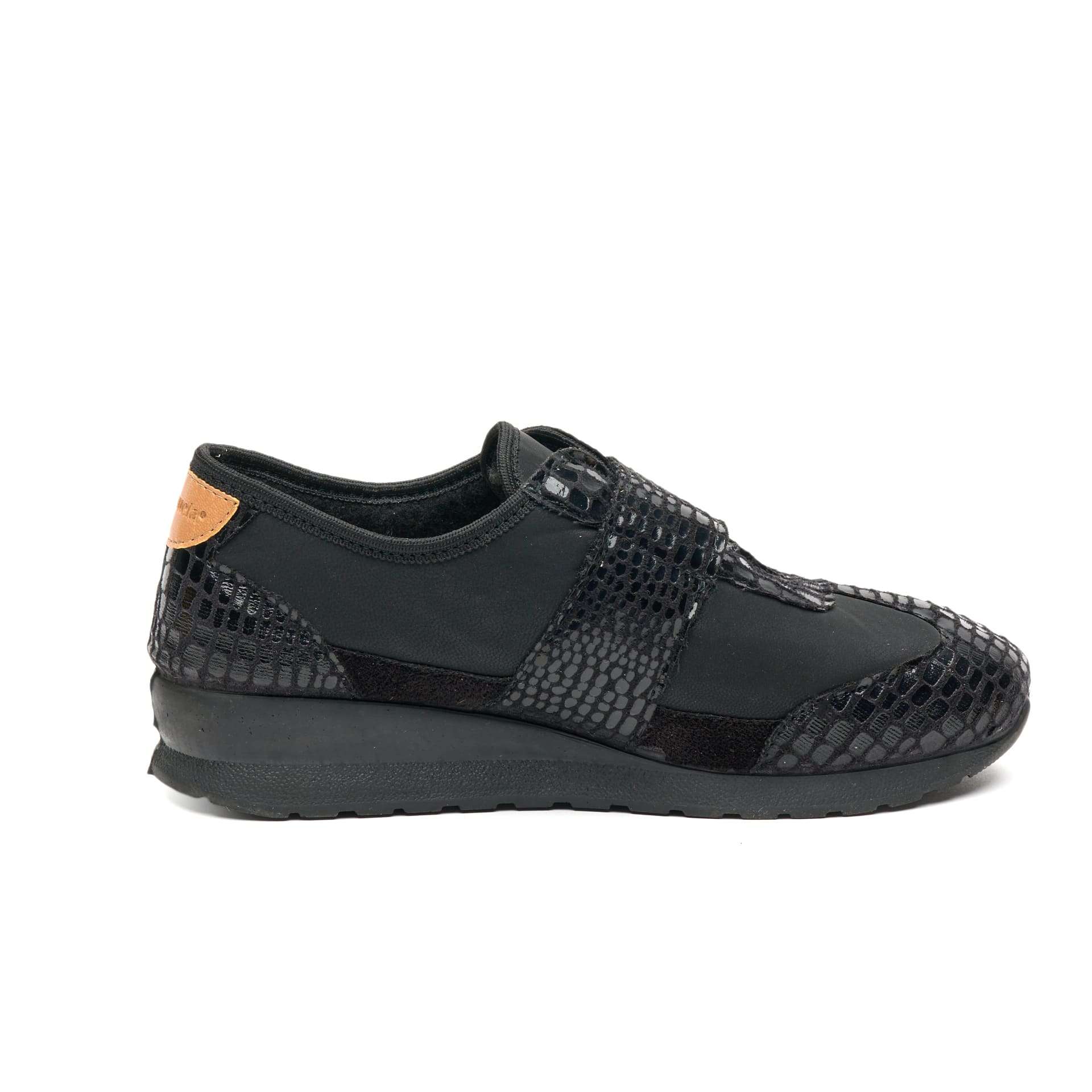 Art. 2835 Scarpa donna invernale Calzaturificio Emanuela made in Italy